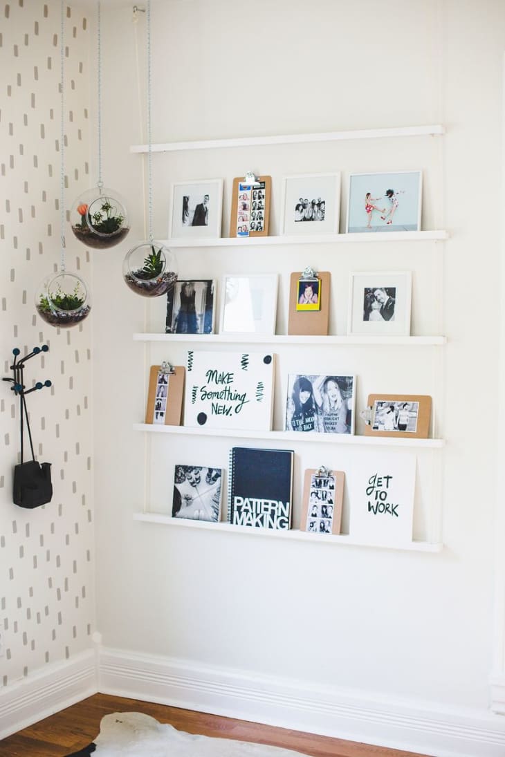 how to put pictures on the wall