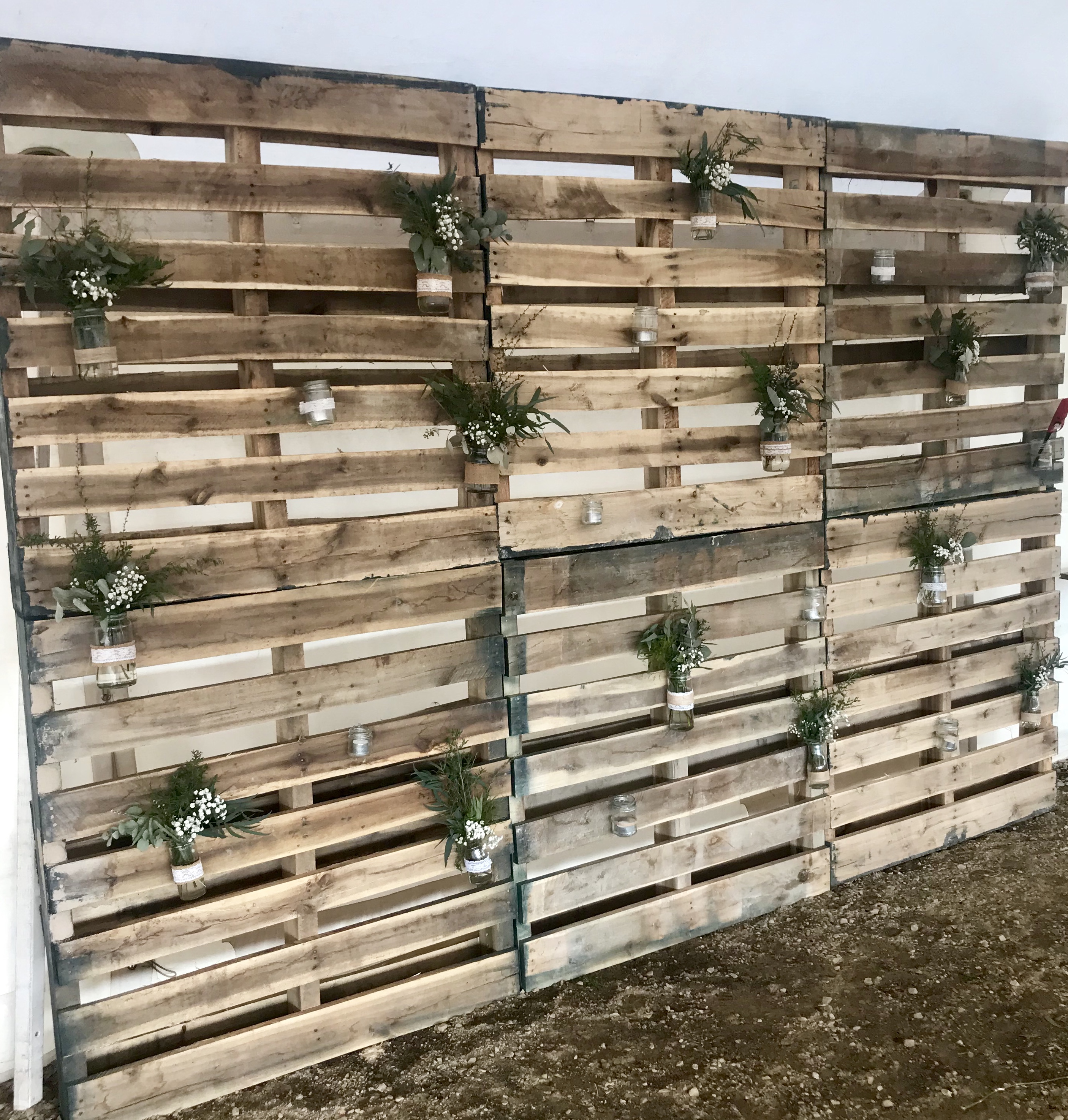 pallet wall